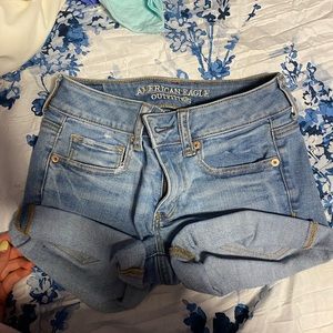 jean shorts!